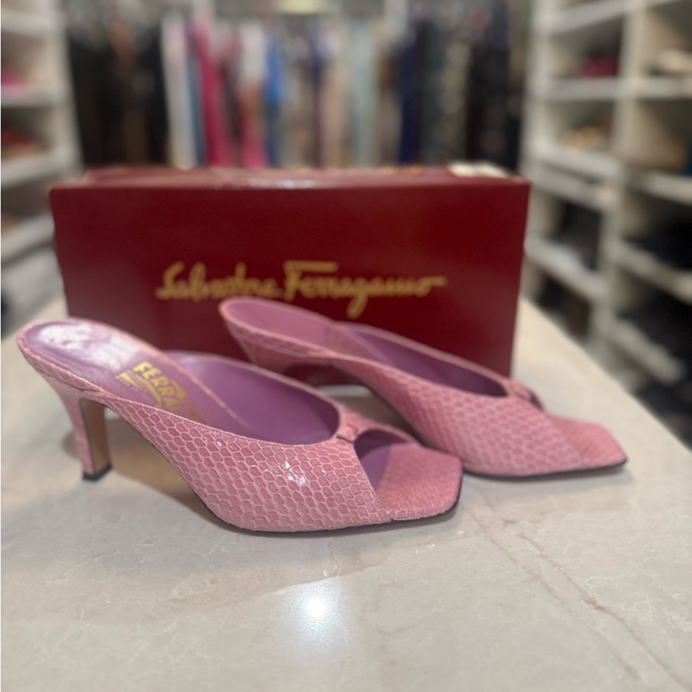 Salvatore Ferragamo mules lavender snake-embossed leather size 9 EUC  in box